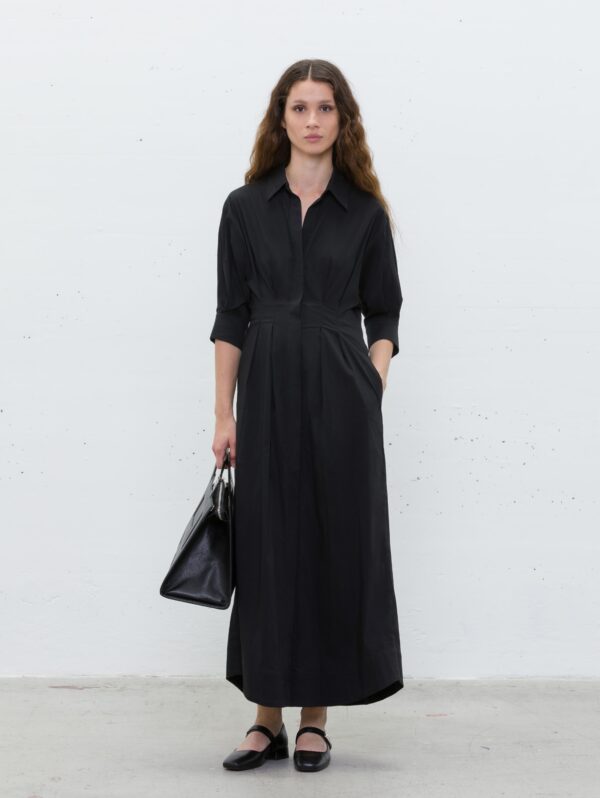 robe noir
